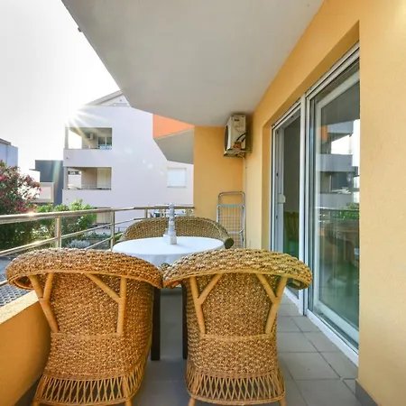 Appartamento Apartment Oliver Near Nice Beach In Kozino *